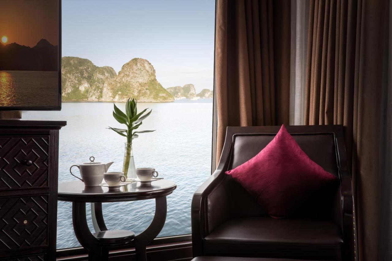 Ambassador Cruise Halong Bay 호텔 하롱 외부 사진