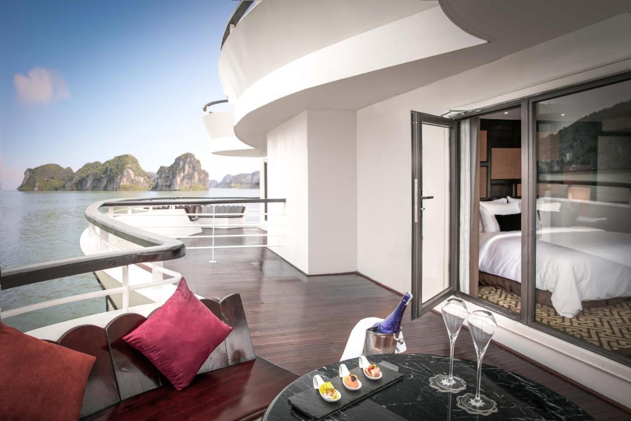 Ambassador Cruise Halong Bay 호텔 하롱 외부 사진